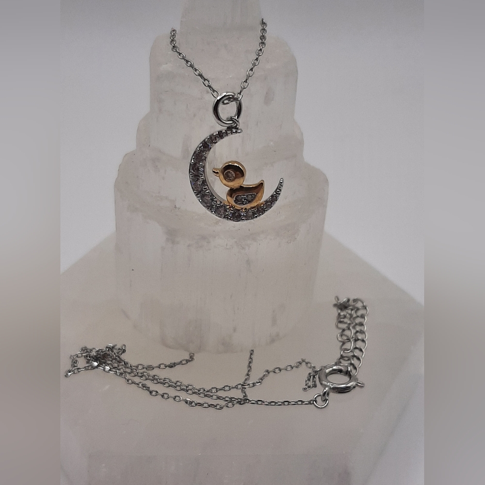 N37 Plated Duck Necklace- Charmed Aroma